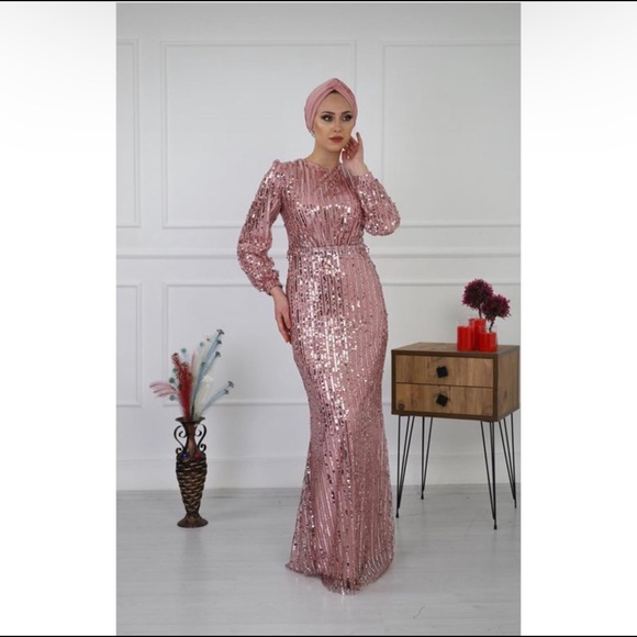 Rose Gold Sequin Evening Dress - Picture 4 of 6